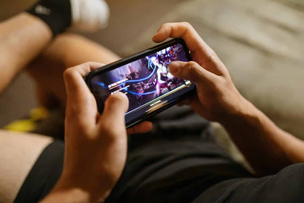 make money by playing games